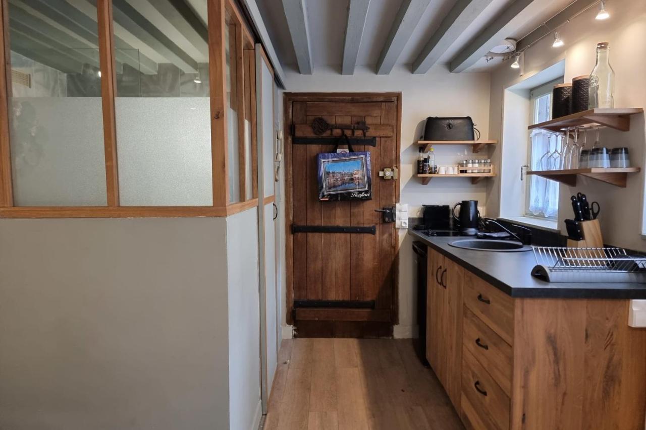 The Saint Jean Suite - Cozy For 2 - Center Honfleur With Fireplace Exterior photo